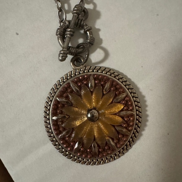 Jewelry - Handcrafted button necklace